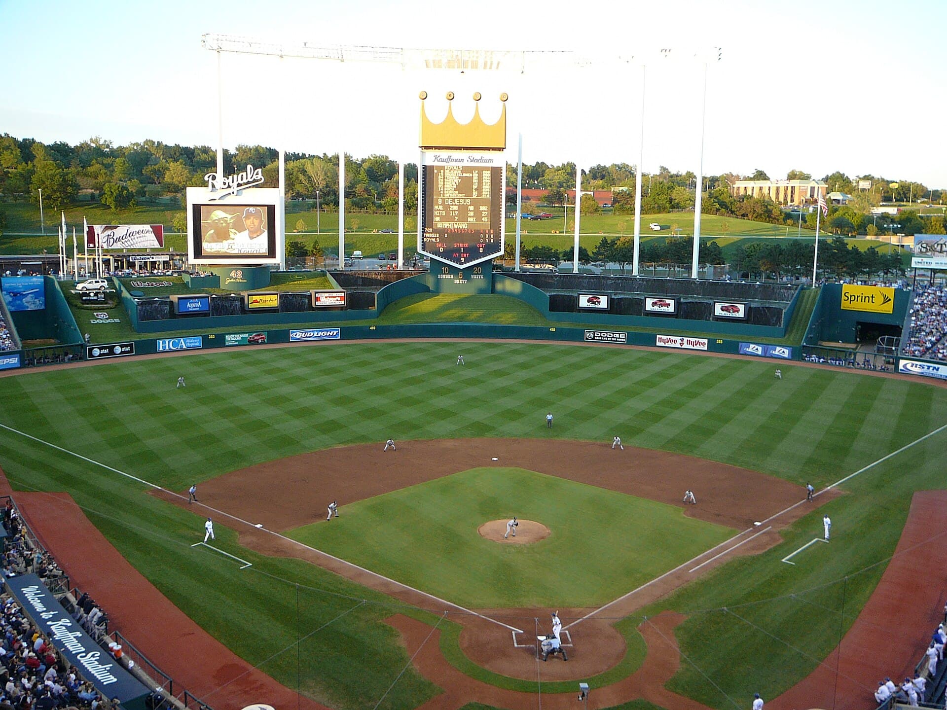 Kauffman Stadium, photographed by User jimcchou on Flickr