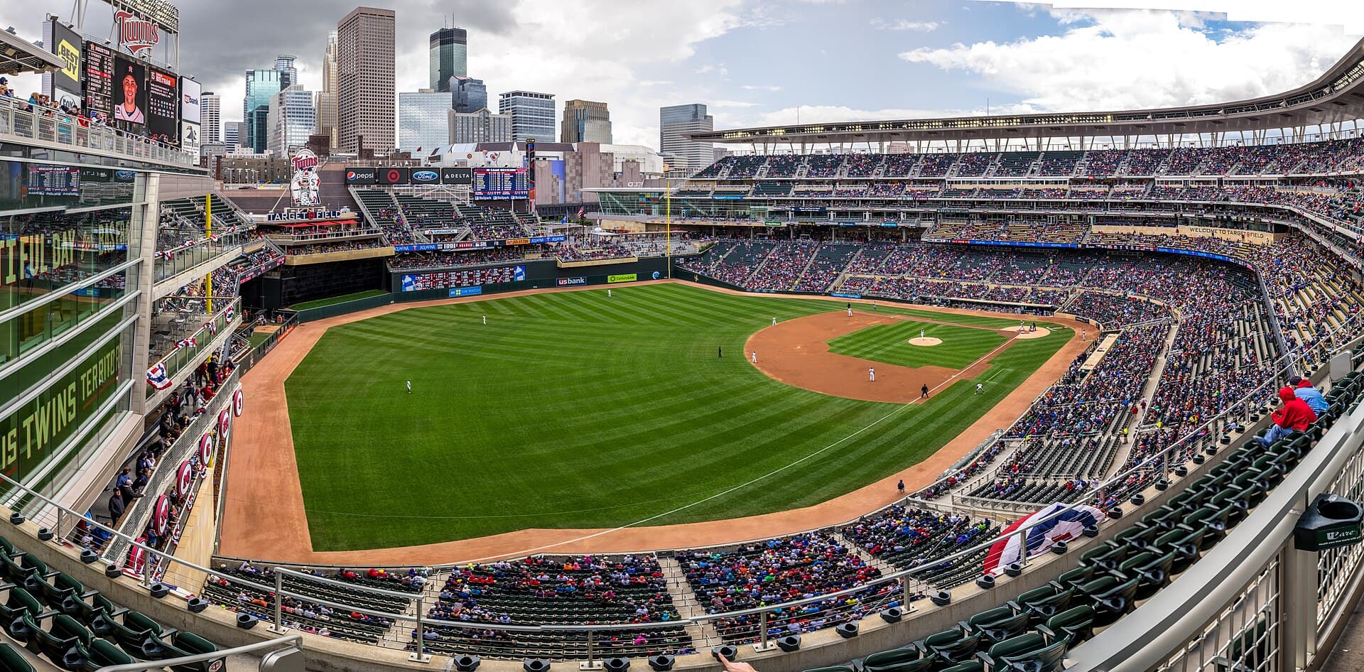Target Field, photographed by Mac H (media601)
